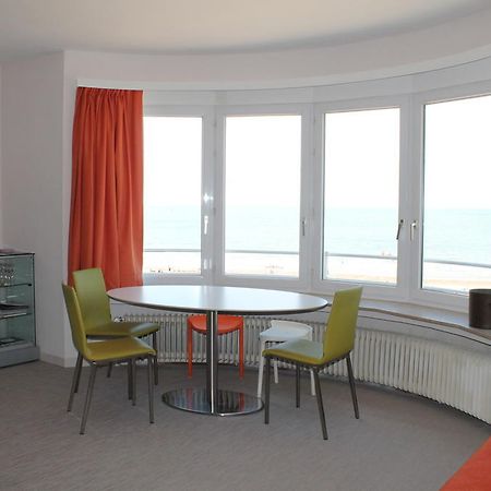 Residence Paris Seaview Zeezicht Vue Mer By Bloss Ostend Room photo