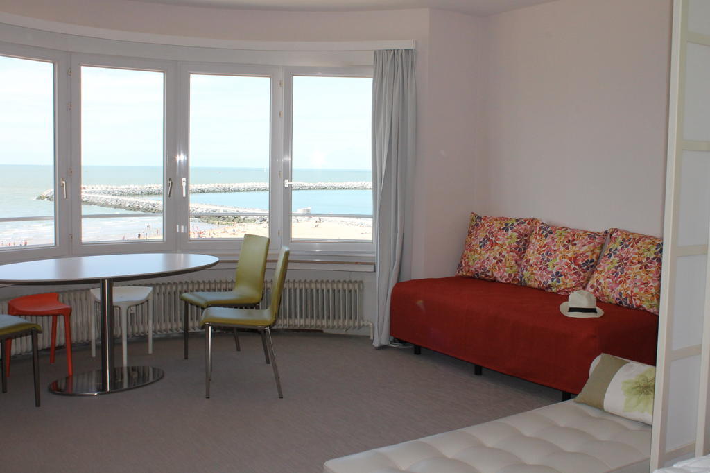 Residence Paris Seaview Zeezicht Vue Mer By Bloss Ostend Room photo