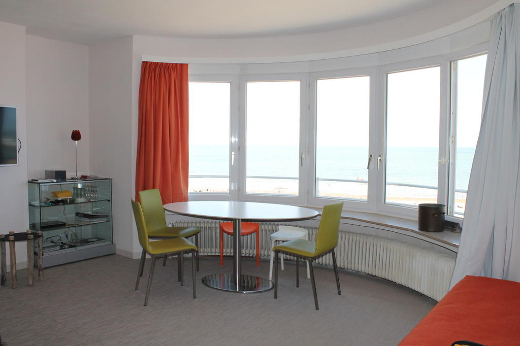 Residence Paris Seaview Zeezicht Vue Mer By Bloss Ostend Room photo